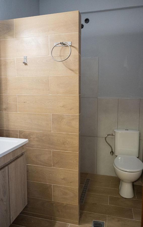 Este Luxury Apartments Криопиги Экстерьер фото